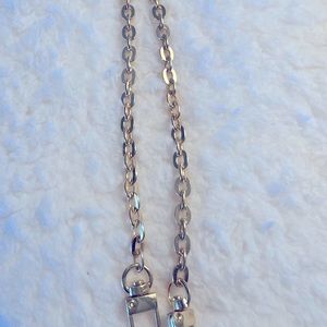 Unbranded gold chain